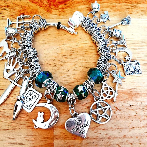 Wiccan Blessed Be Charm Bracelet Green - Picture 2 of 5